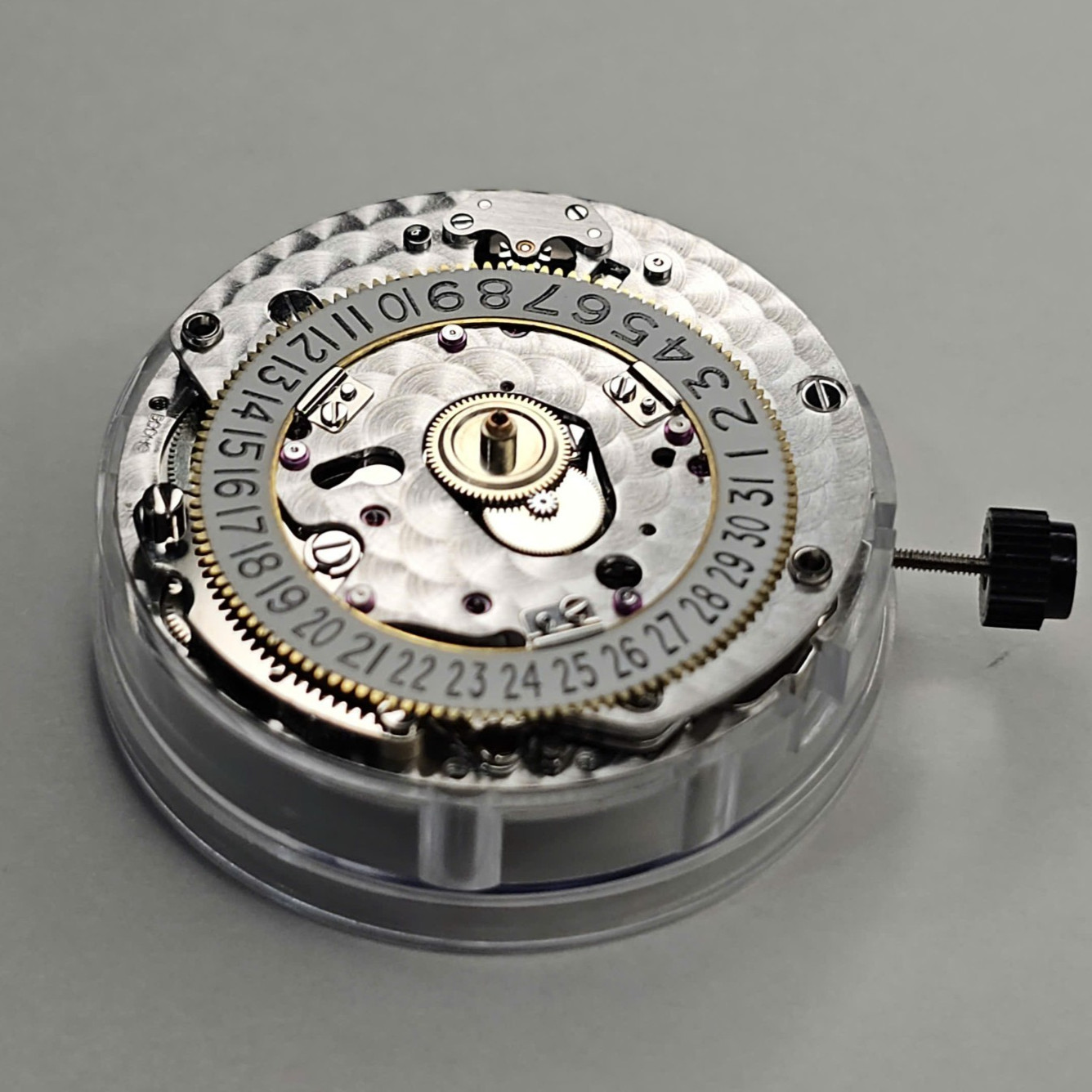 TAG Heuer Calibre 12 – ETA2892A2 Movement w/ Dubois Depraz DD2008 Modular Chrono