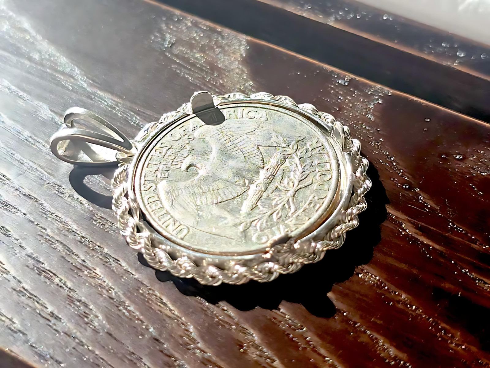 925 Sterling Silver Prong Back Illusion Rope Bezel for 24mm Quarter 25Cent Coins