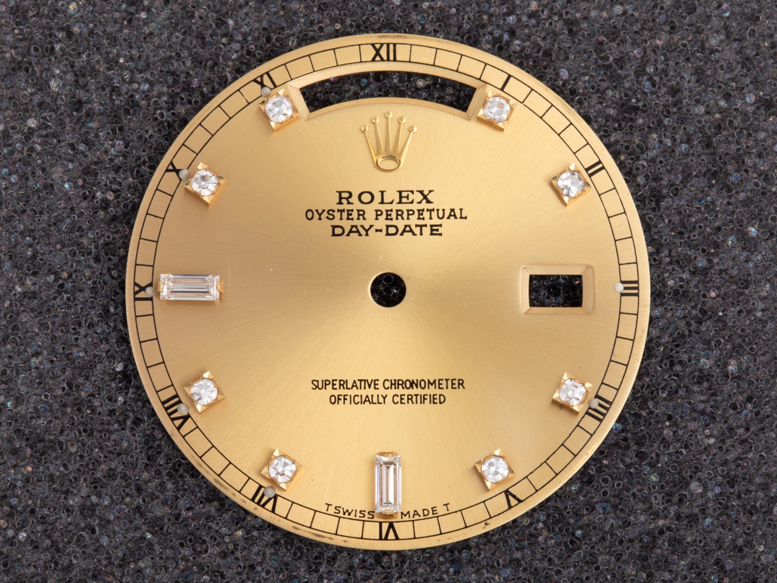 Rolex Day-Date Champagne Diamond Dial T Swiss Made T-Refinished