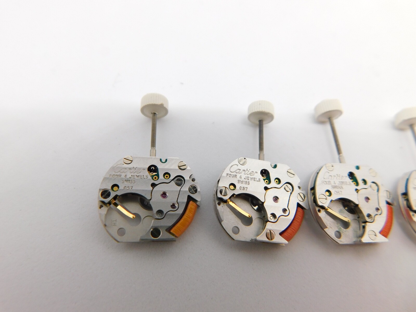1 x defect cartier quartz movement cal 057 not working parts repair complete .