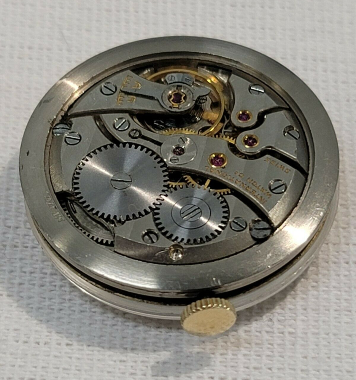 1948 IWC International Watch Co. Schaffhausen Cal. 89 1188383 32mm Movement 18k