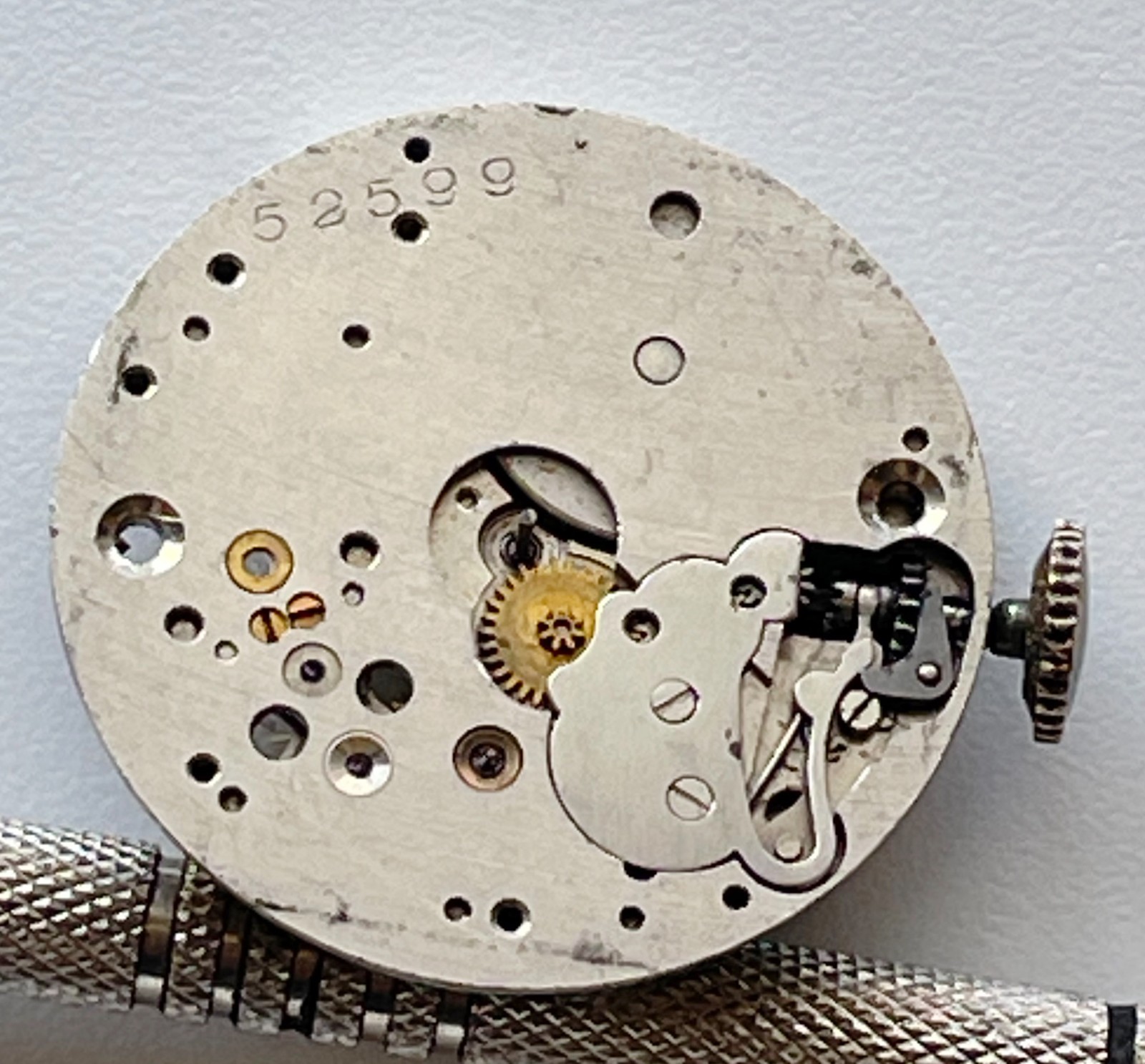 ILLINOIS 607A 17 Jewels Watch Movement 25mm Size For Parts Repair Vintage