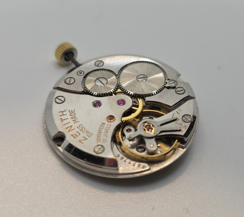 Zenith 2522 Original Overhauled Movement Incabloc 11 1/2”’ Manual Winding