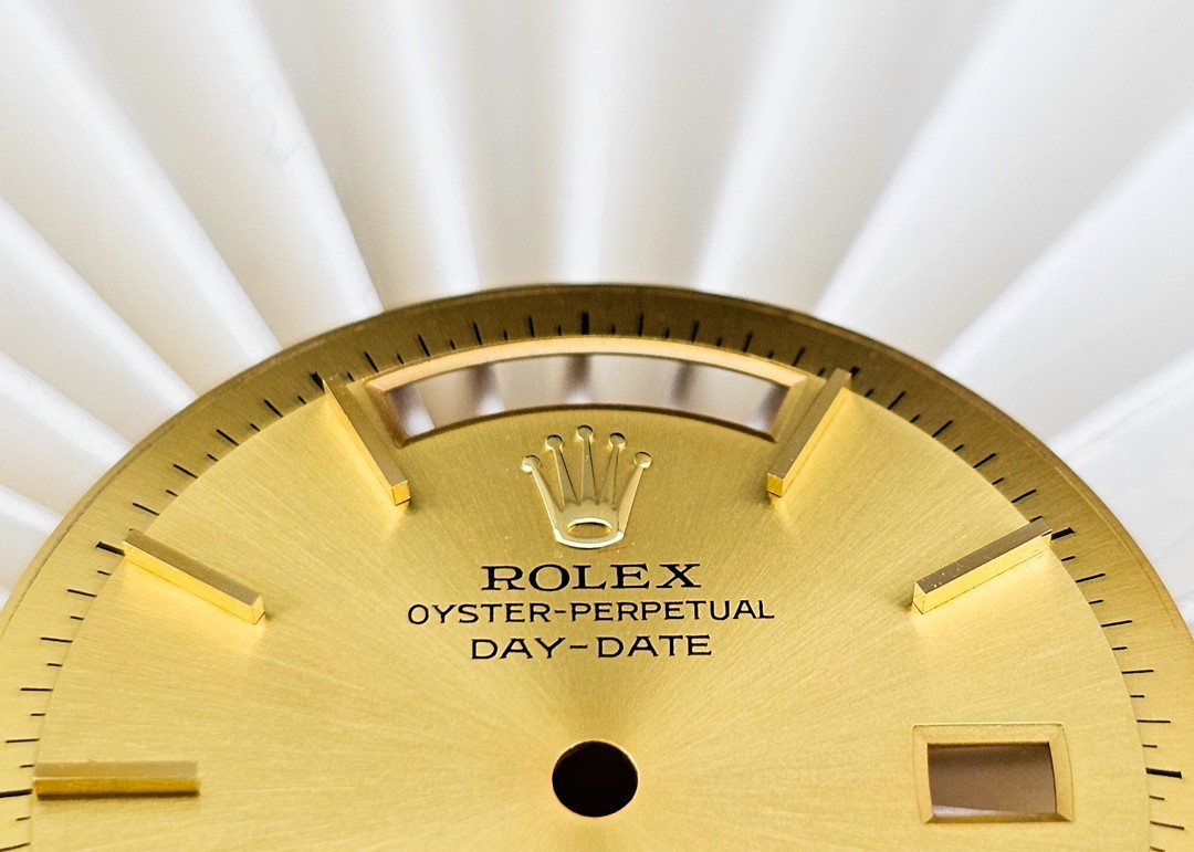 Rolex Golden Day-Date dial without tritium, suitable Ref. 1803 – Plastic Glass