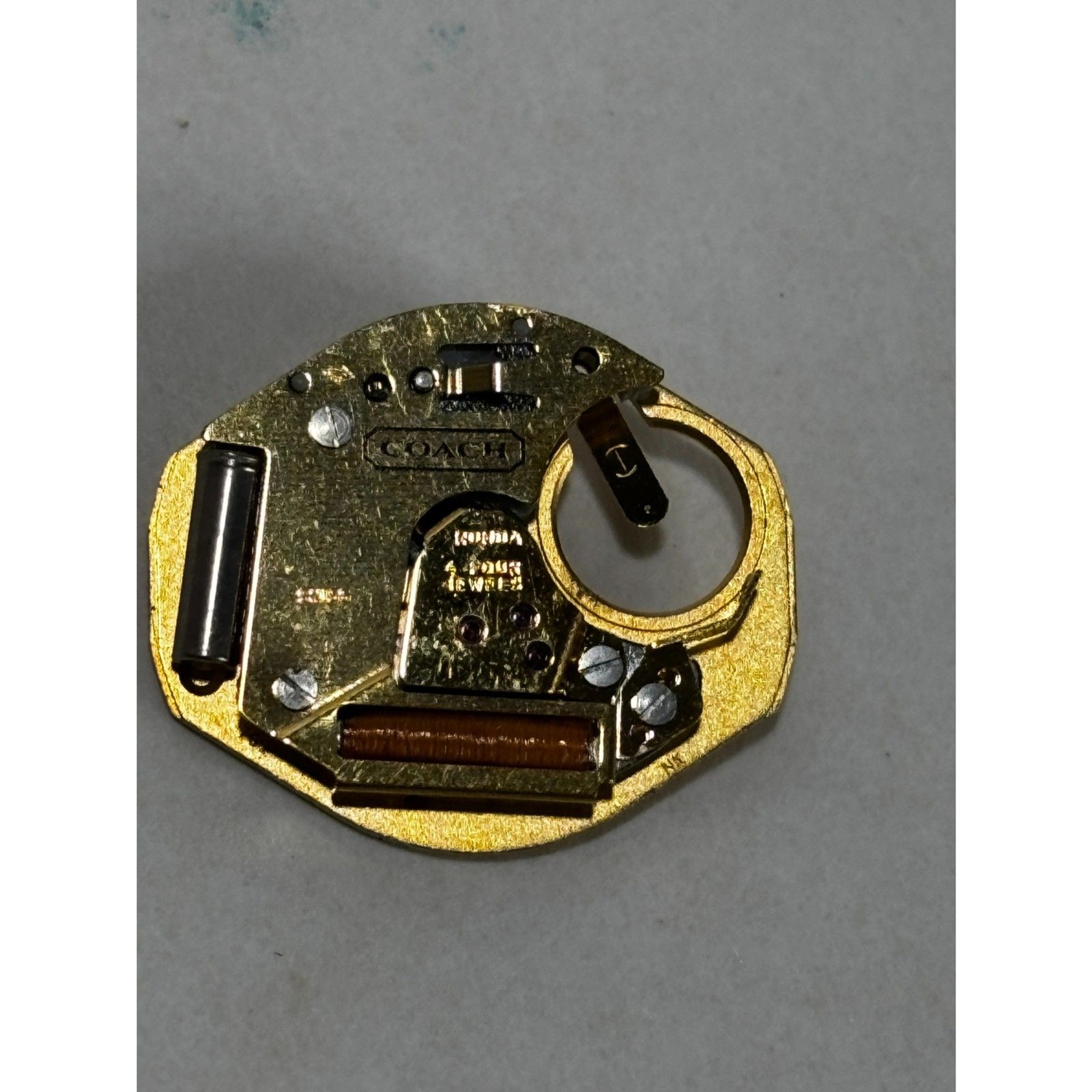 Lot of ETA, Ebauche, Omega, Miyota quartz watch movements, for parts/repair