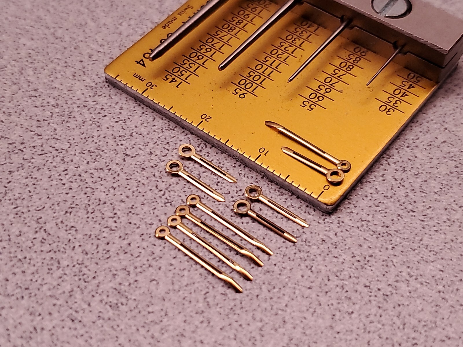 Lot Of 5 Sets Of Factory NOS Bulova Accutron 214, 218 & 219 Gilt & Black Hands
