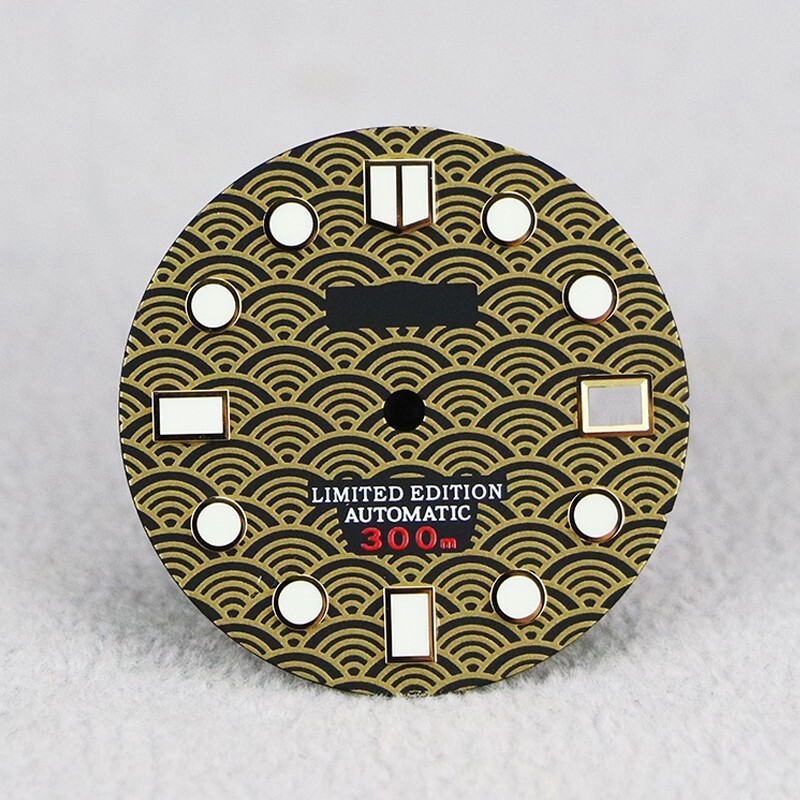 28.5mm Watch Dial Fish Scale Pattern Green Blue Lume Fit Nh35/36 4R Movement