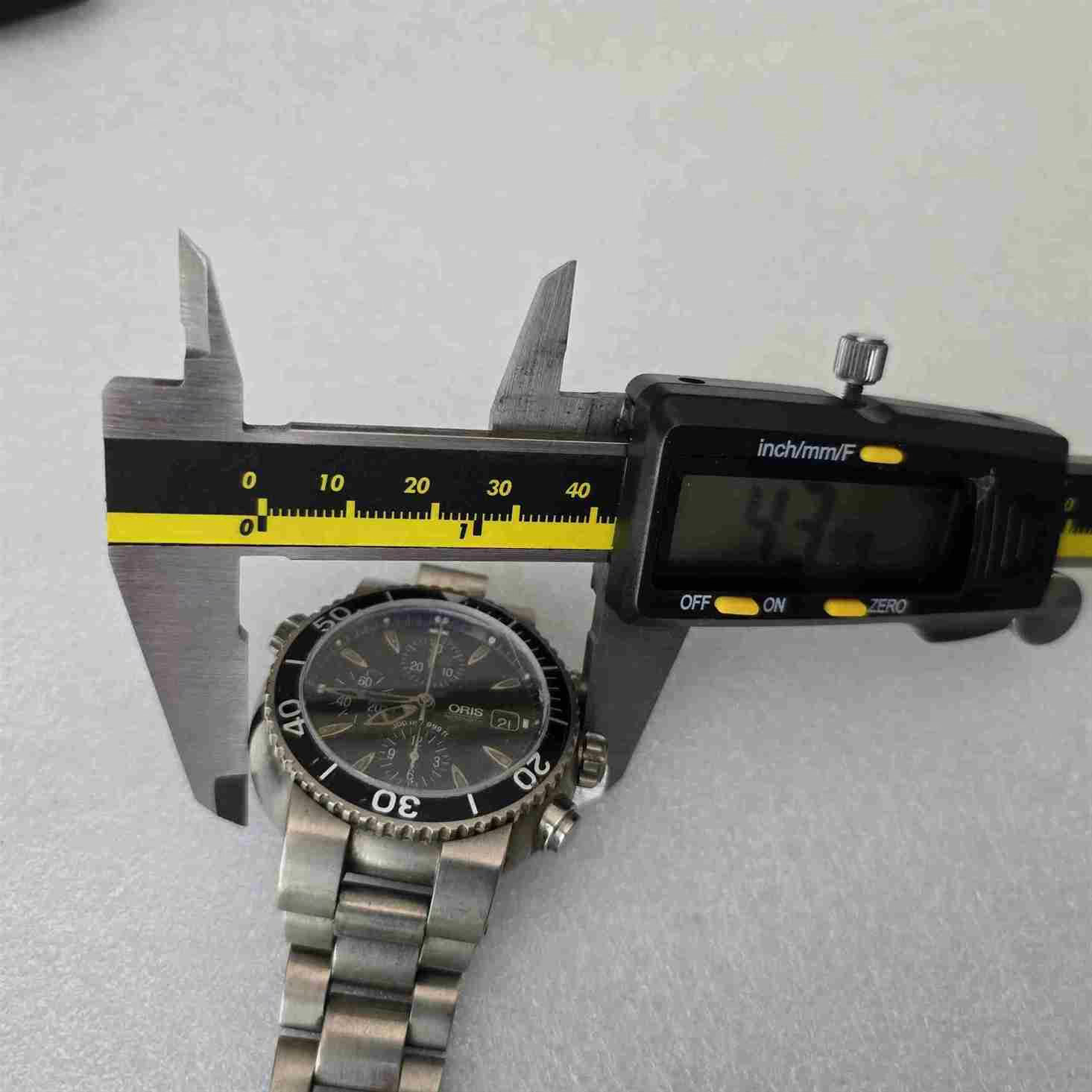 ORIS AQUIS TITAN Chronograph. Ref: 7542. Cal: ETA-7750. For Repairs