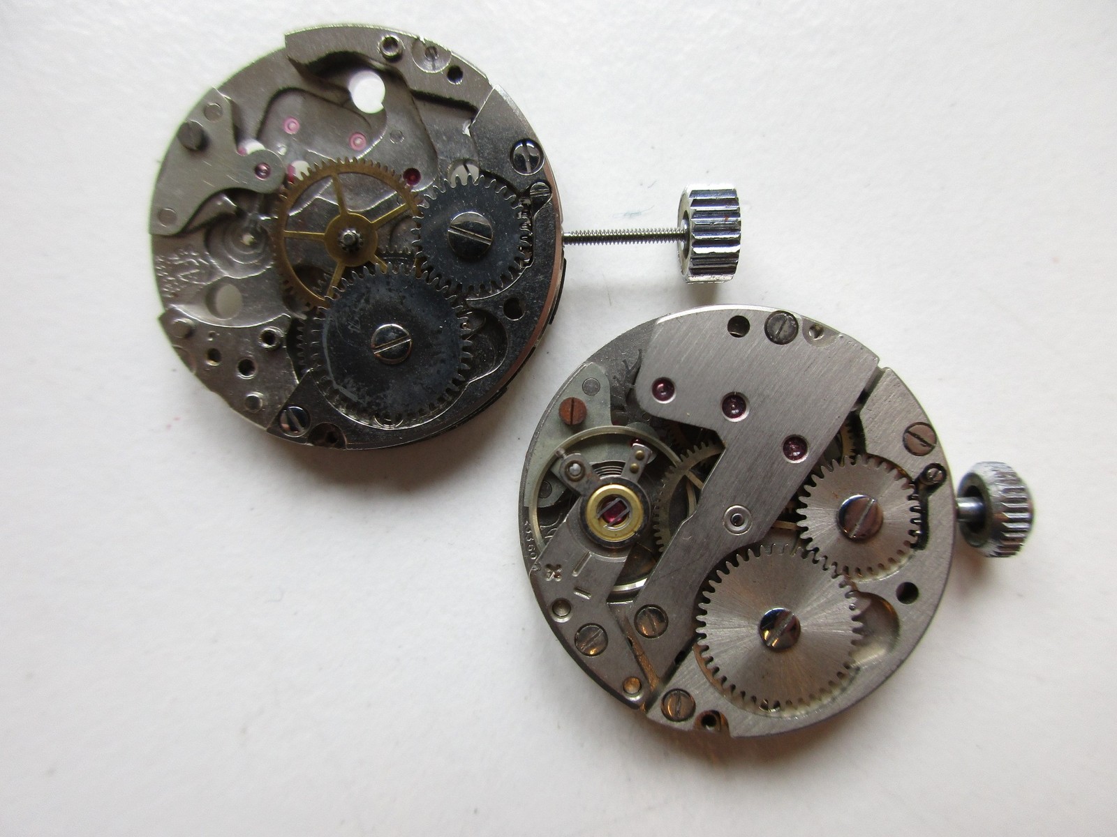FE France Ebauche cal. 233-60 – two watch movements for use of parts