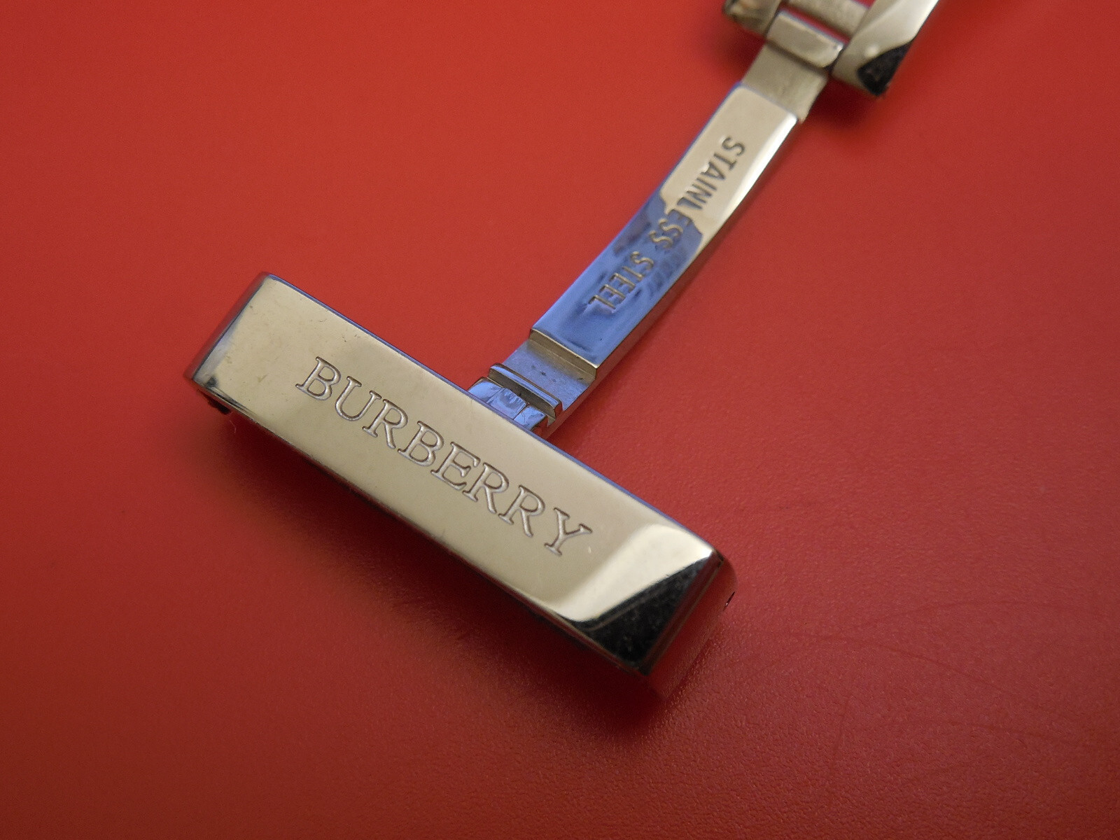 BURBERRY SOILD STEEL DEPLOYMENT CLASP BUCKLE 23MM / 26MM FOR STRAP BAND BRACELET