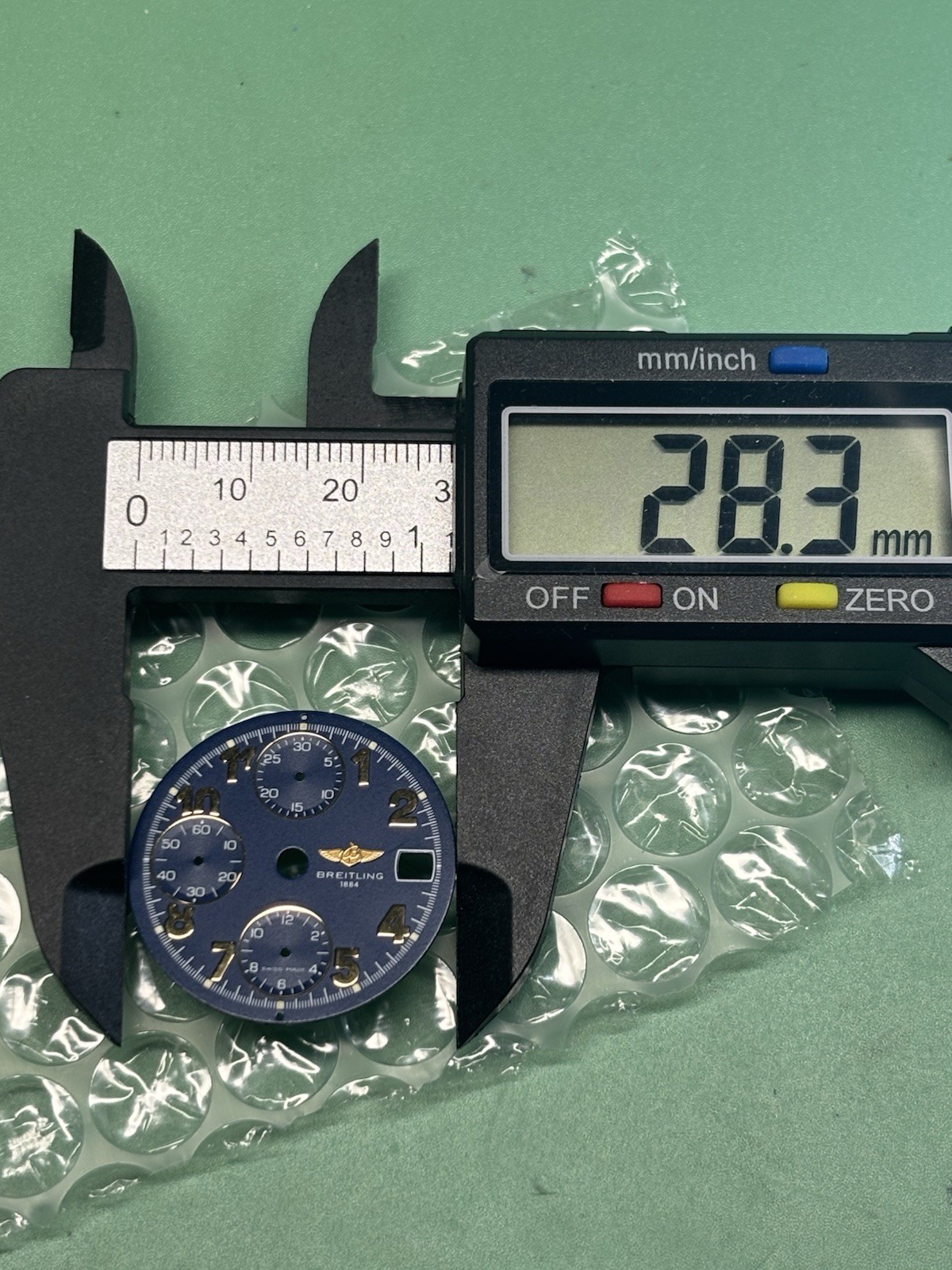 Breitling Dial 1884 Part