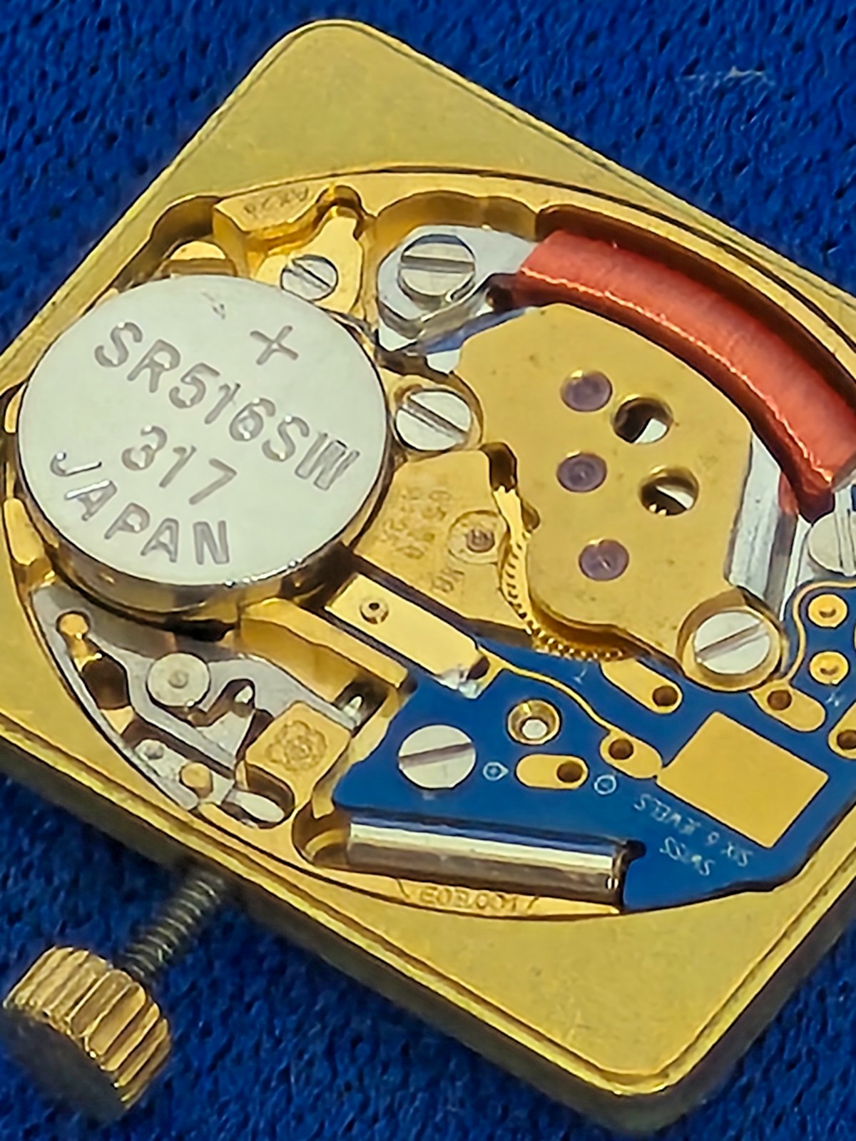Concord Striking MOP Dial Movement Hands Stem Crown E03.001 Perfect Working Cond