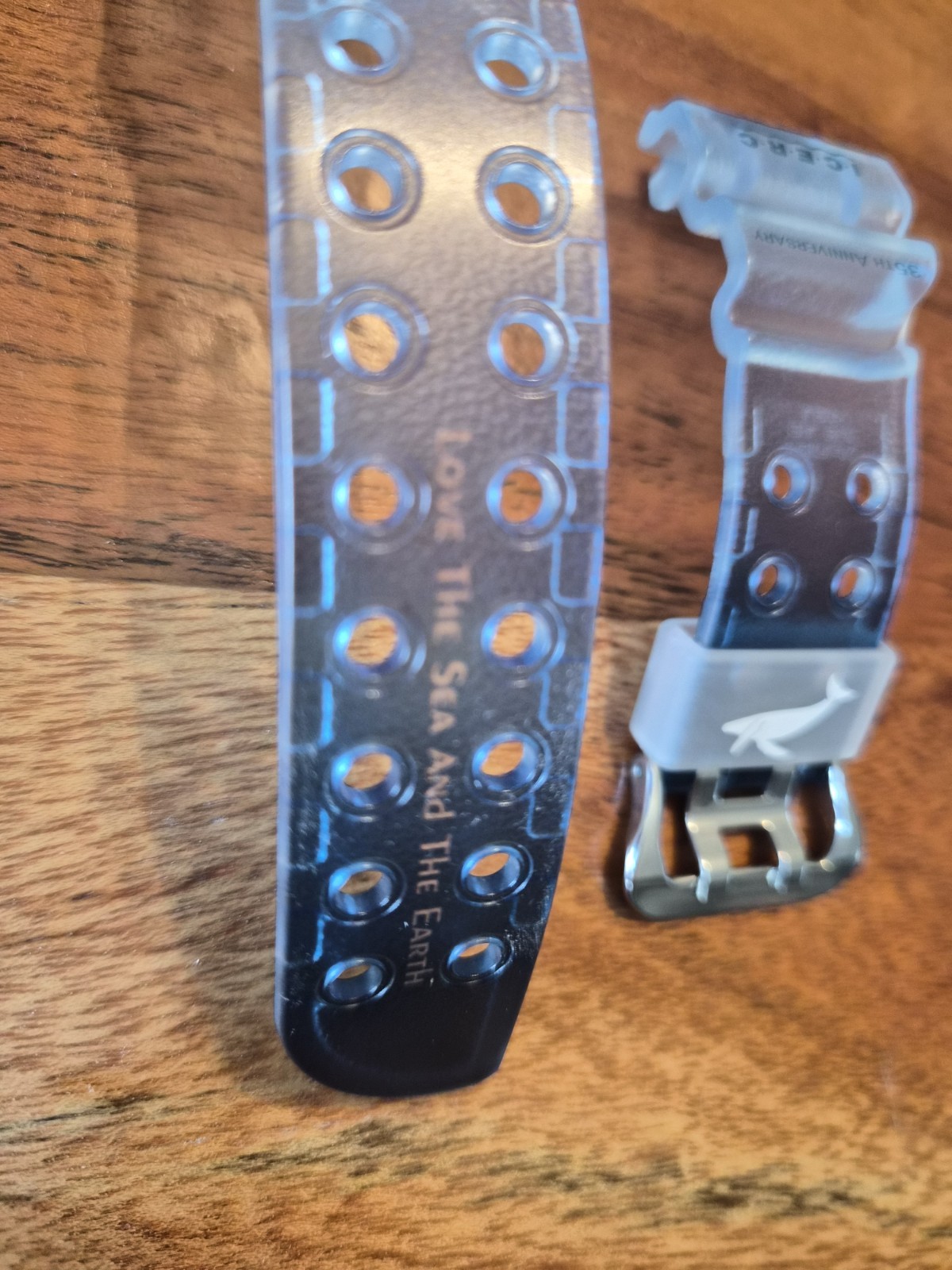Genuine Casio G-Shock Frogman I.C.E.R.C GW-8200K Blue Ocean watch band GW8202k