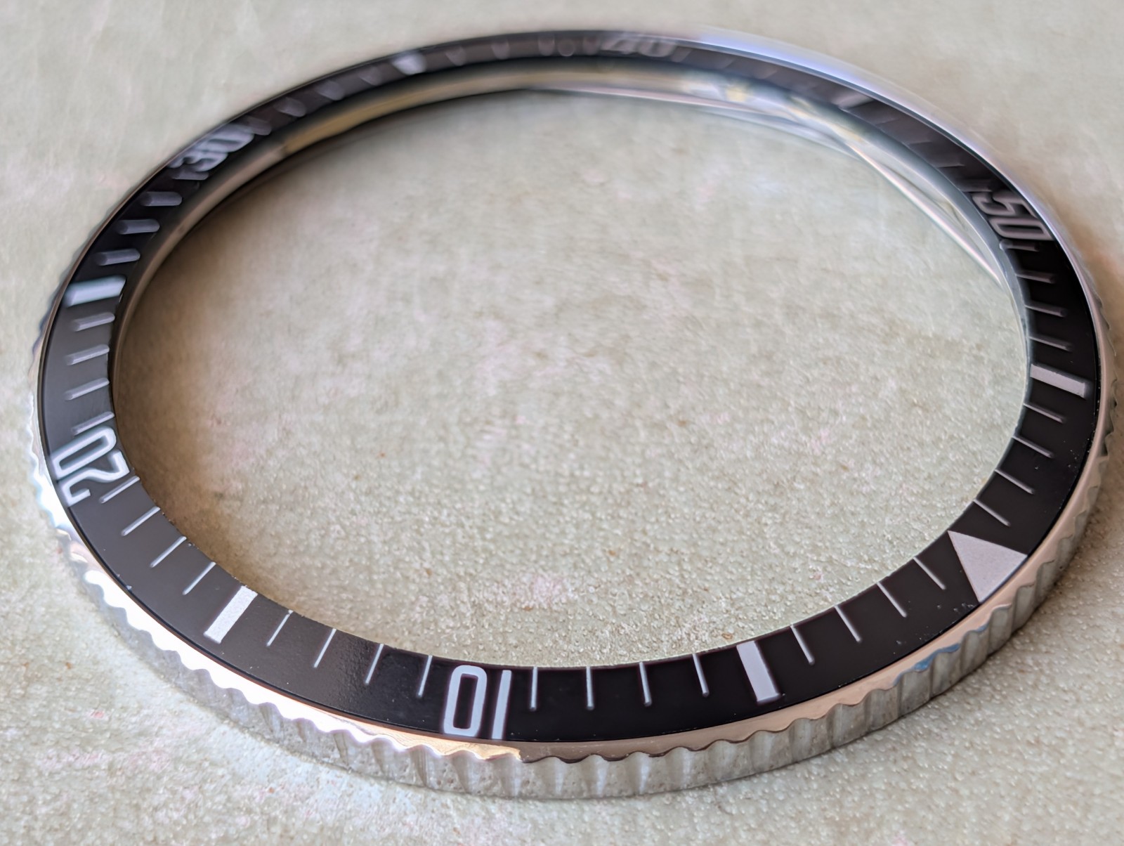 Vintage 1960’s Caravelle Sea Hunter Diver ‘B139’ Bezel/Insert FOR 637 CASES ONLY