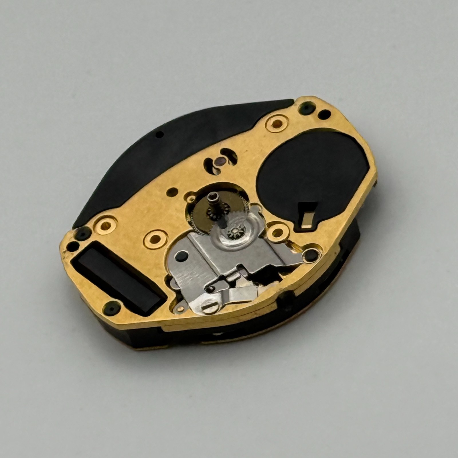 ETA 902.101 Watch Movement Running Quartz 4J Swiss Parts Repair Spares 15.3mm