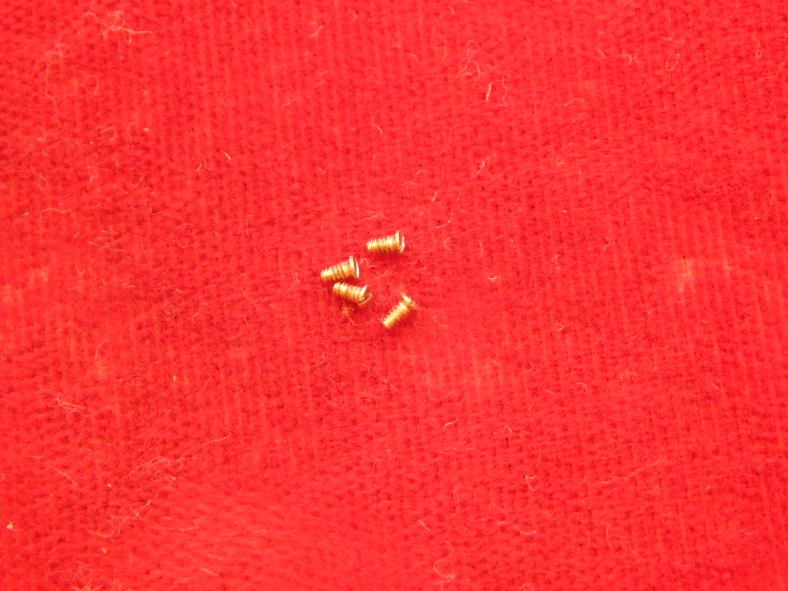 100% PIAGET POLO FULL 18K YELLOW GOLD SCREW SET FOR 23MM LADIES RONDE POLO