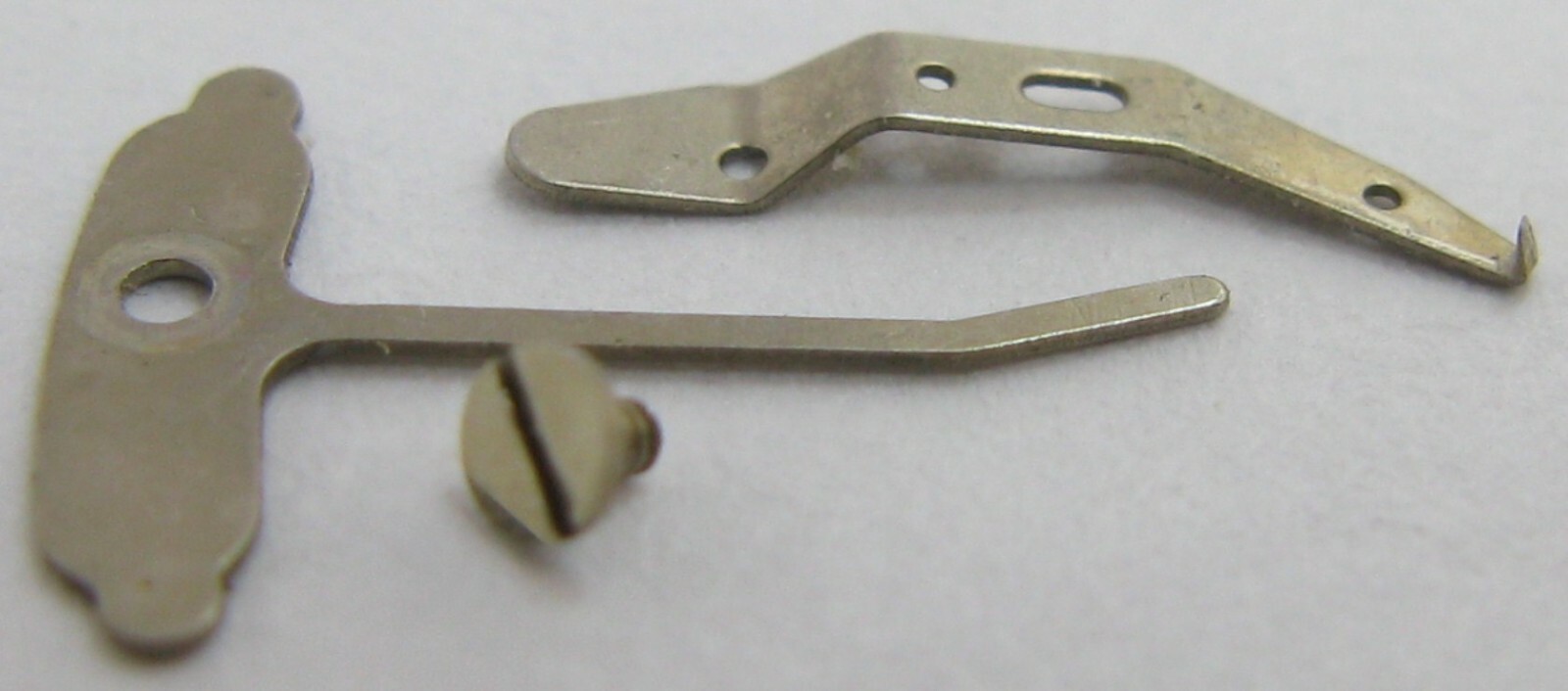 vintage LeCoultre 910 & 911 watch movement part 7459 – 7480 Disconnector set