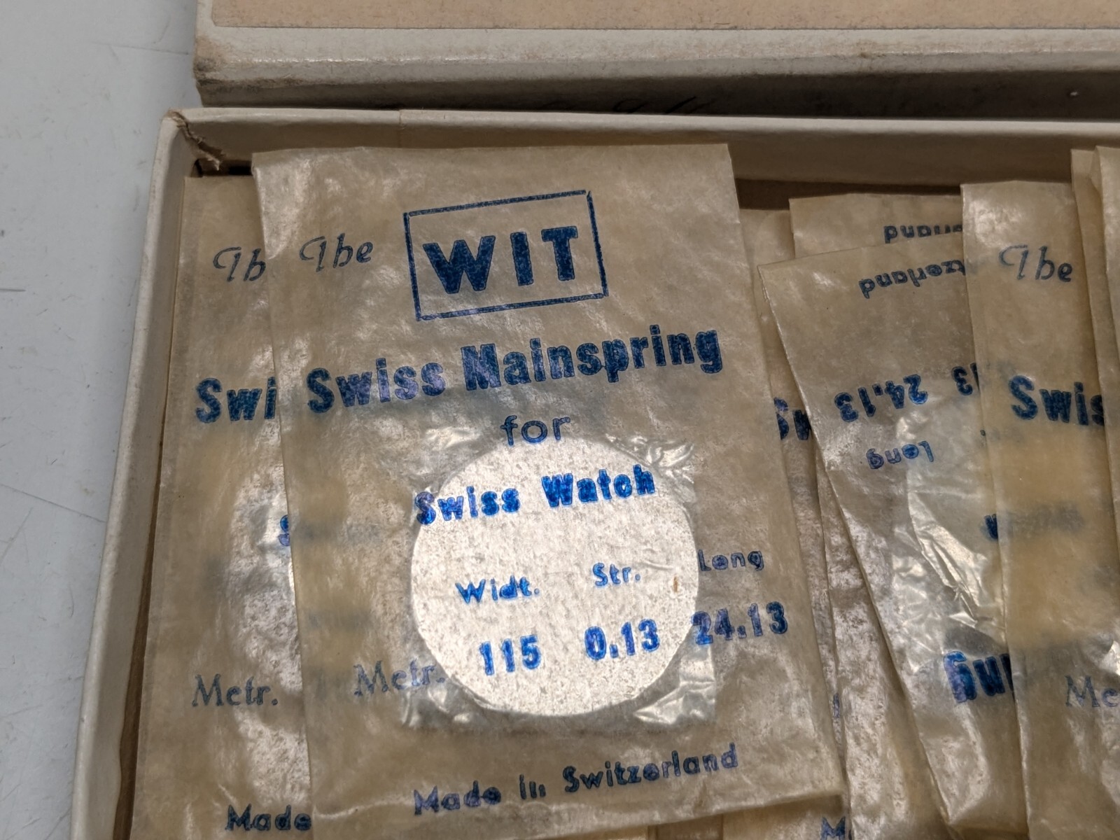 Box of 12 NOS WIT Mainsprings For Swiss Watches 2-1/2 x 9 x 9-1/2 115x.13×24.13