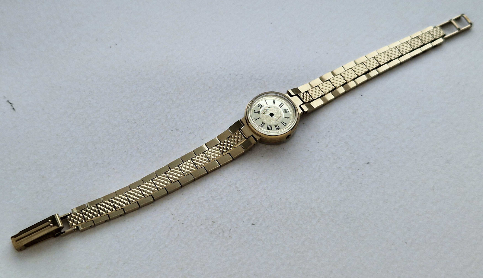 CASE for Vintage Soviet LADIES Mechanical Wristwatch CHAIKA. USSR.