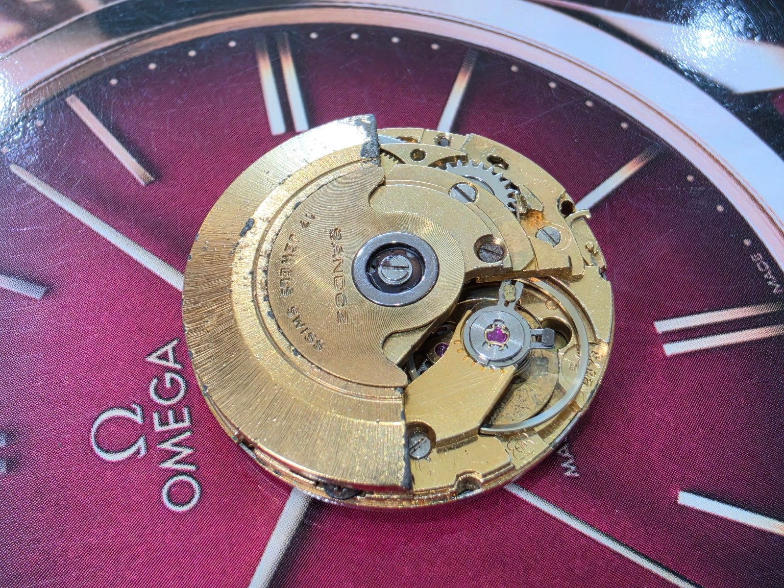 Sandoz Automatic Mechanical Eta 2873 Running for fix or part.