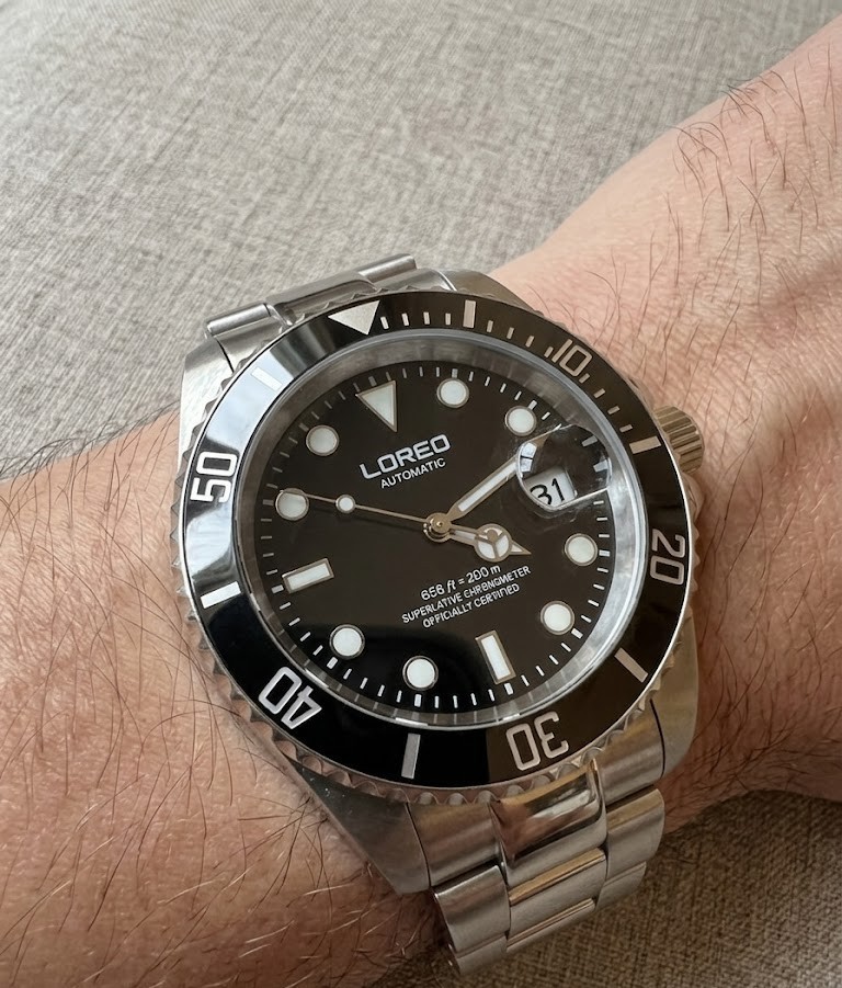 LOREO Mens Automatic Mechanical Watch Black Dial Stainless Steel Diver 200M