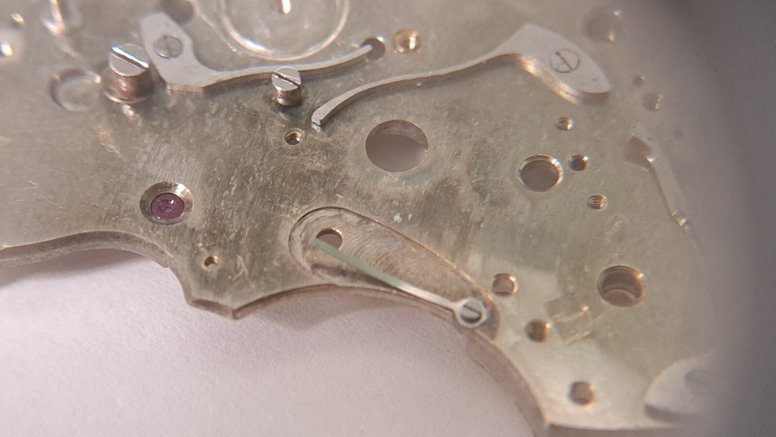 Valjoux 24 top bridge and 3 screws pre-o -Wakmann Breitling Military