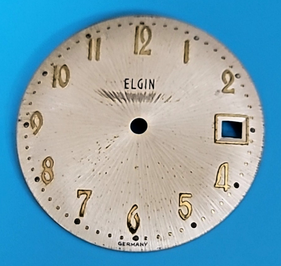 SB5-B: Elgin Sportsman 29 mm Textured Dial Date Glass Germany Vintage Watch Part