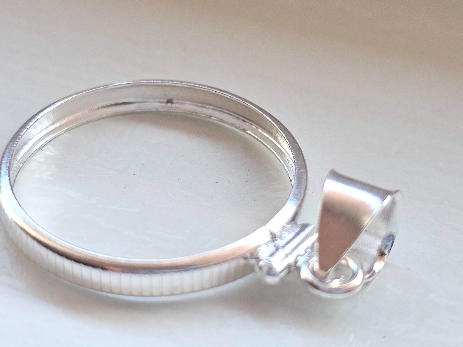 925 Sterling Silver Screw Top Simple Bezel for 21mm Nickel 5 Cent Coins