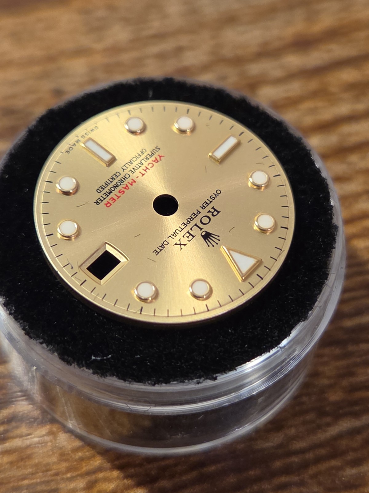 Original ROLEX Yacht-Master Dial Date Champagne OEM 169623 – 169628 Caliber 2235