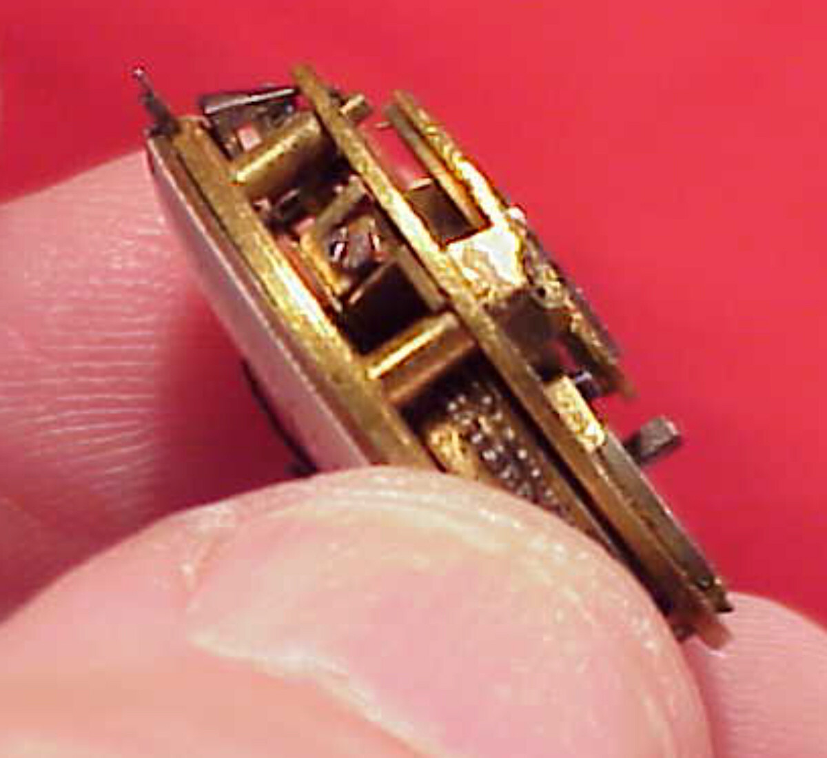VINTAGE SMALL VERGE FUSEE POCKET WATCH MOVEMENT 22.69MM ACROSS DIAL UPPER PIVOT
