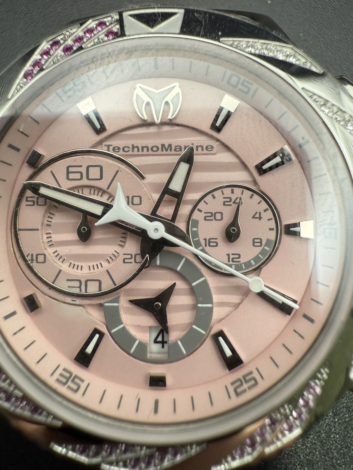 Techno Marine watch women pink With Sapphire Bezel Not Working – Needs repair C2