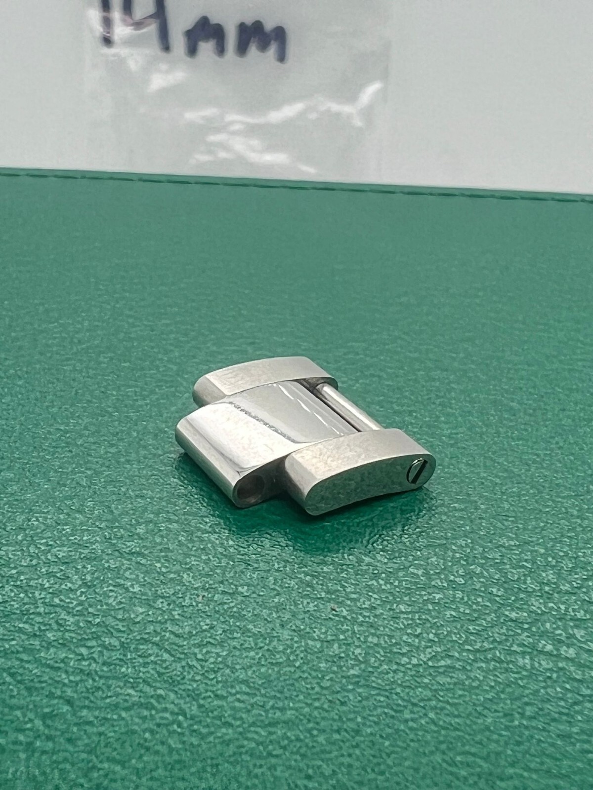 Authentic Rolex 14mm Oyster Link New style 68622 168622
