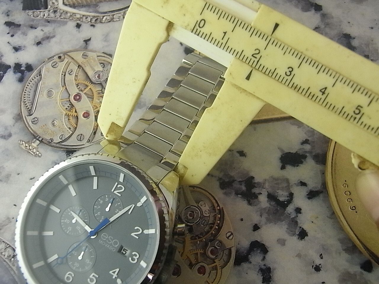 44MM ESQ BY MOVADO CATALYST CHRONO SALESMAN SAMPLE DEMO WATCH (without movement)