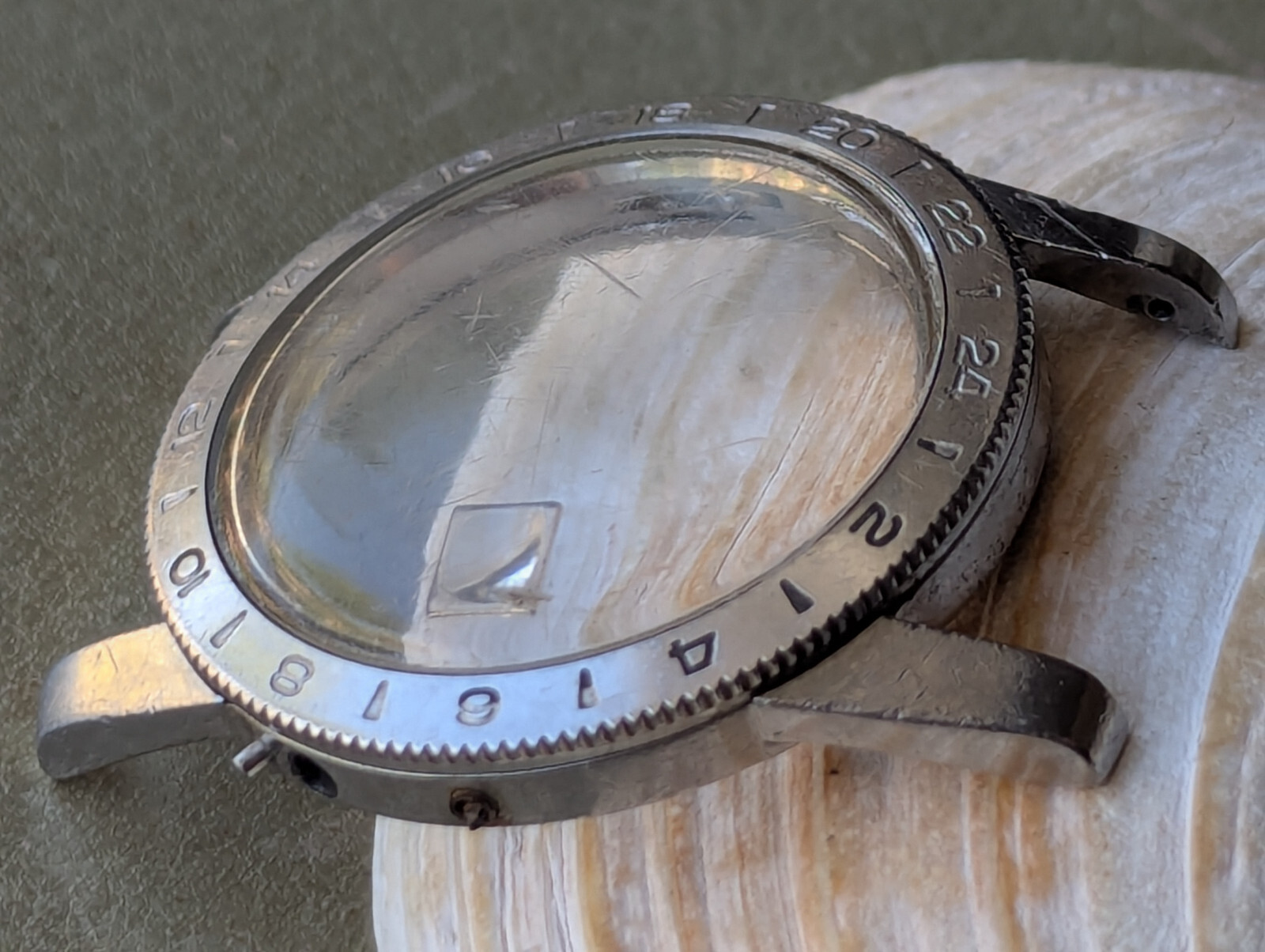 Genuine Vintage 1960’s Glycine Airman Pilot’s Watch BEZEL/MID-CASE/CRYSTAL ONLY