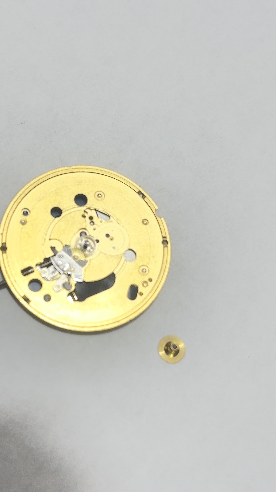 ETA 955.102 Watch Movement Quartz Swiss Date V8 7 Jewels Parts Repair 26.2mm