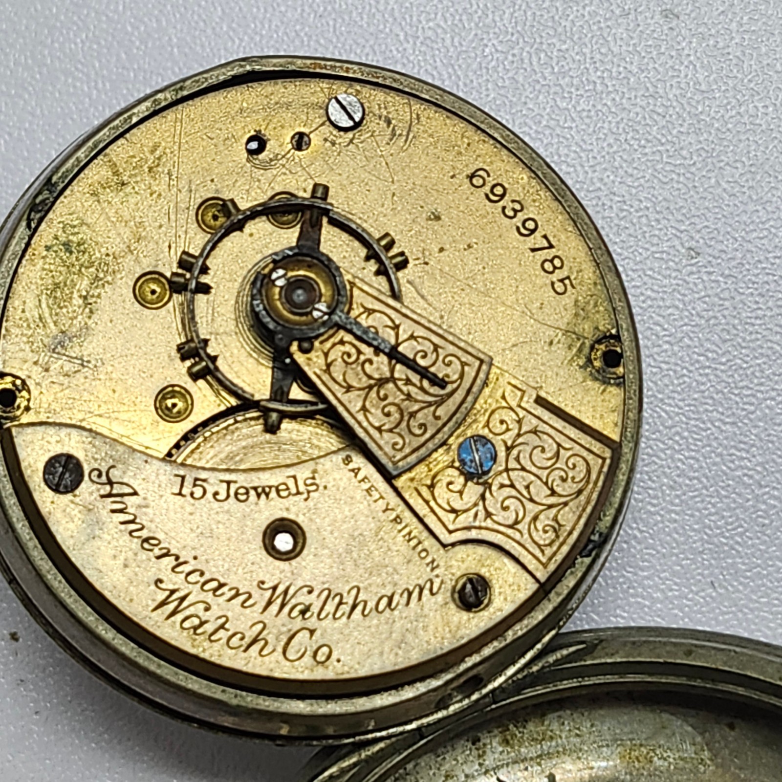 Vintage American Waltham 15J Pocket Watch Movement & Case-Crescent