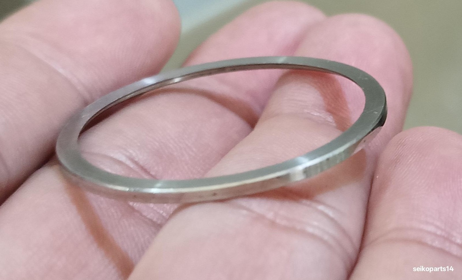 GENUINE SEIKO ARNIE H558-500A H558-5000 H558-5009 CRYSTAL RETAINING RING