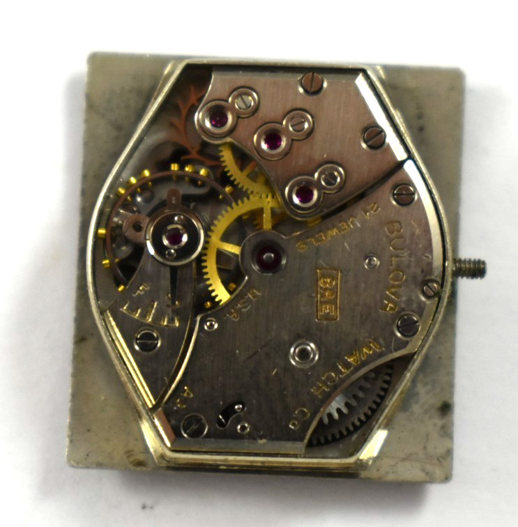 Vintage Bulova Manual Wind 21J 8AE Wrist Watch Movement lot.k5