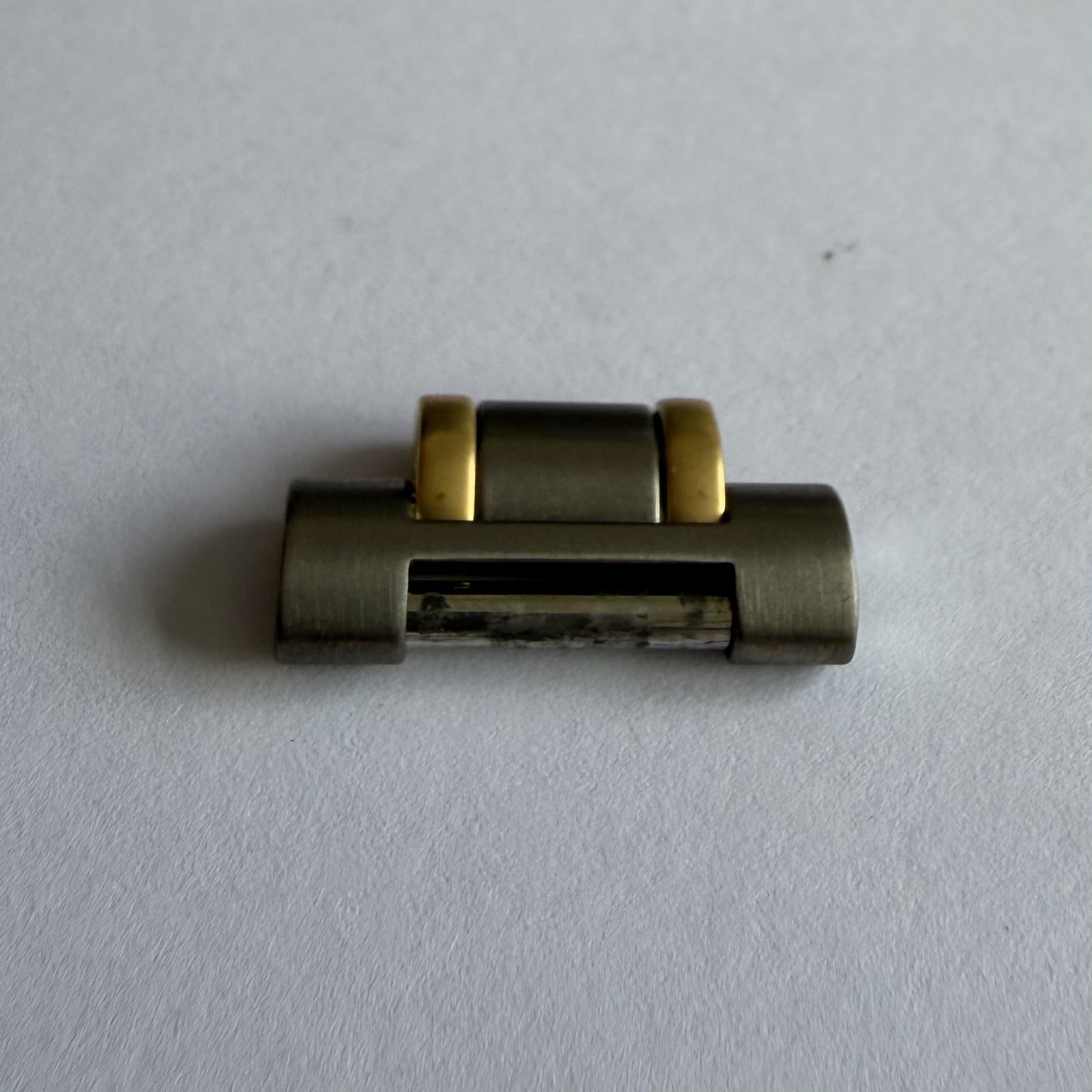 Genuine Breitling Aerospace Titanium & Gold 18mm Bracelet Link