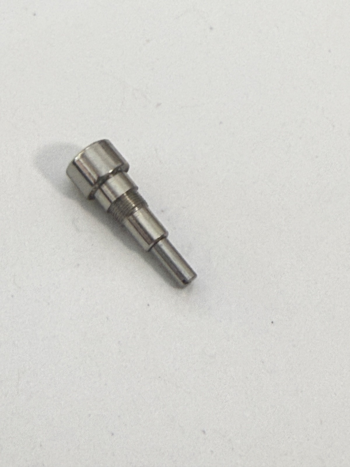 1 X Orginal pusher Breitling Navitimer Chronomatic steel 12mm x 4mm x 2.9mm NOS