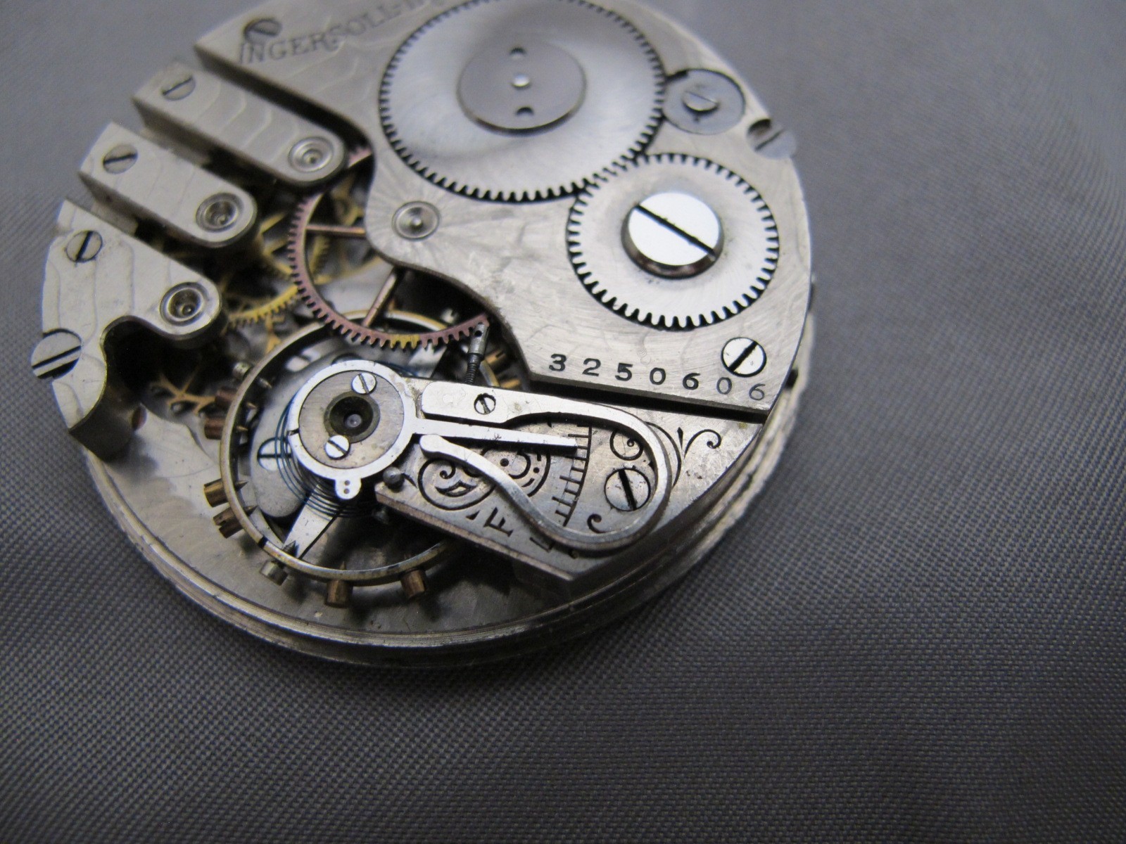 Nice INGERSOLL TRENTON Grade 130 Model 3 16S 7J Pocket Watch Movement-1909