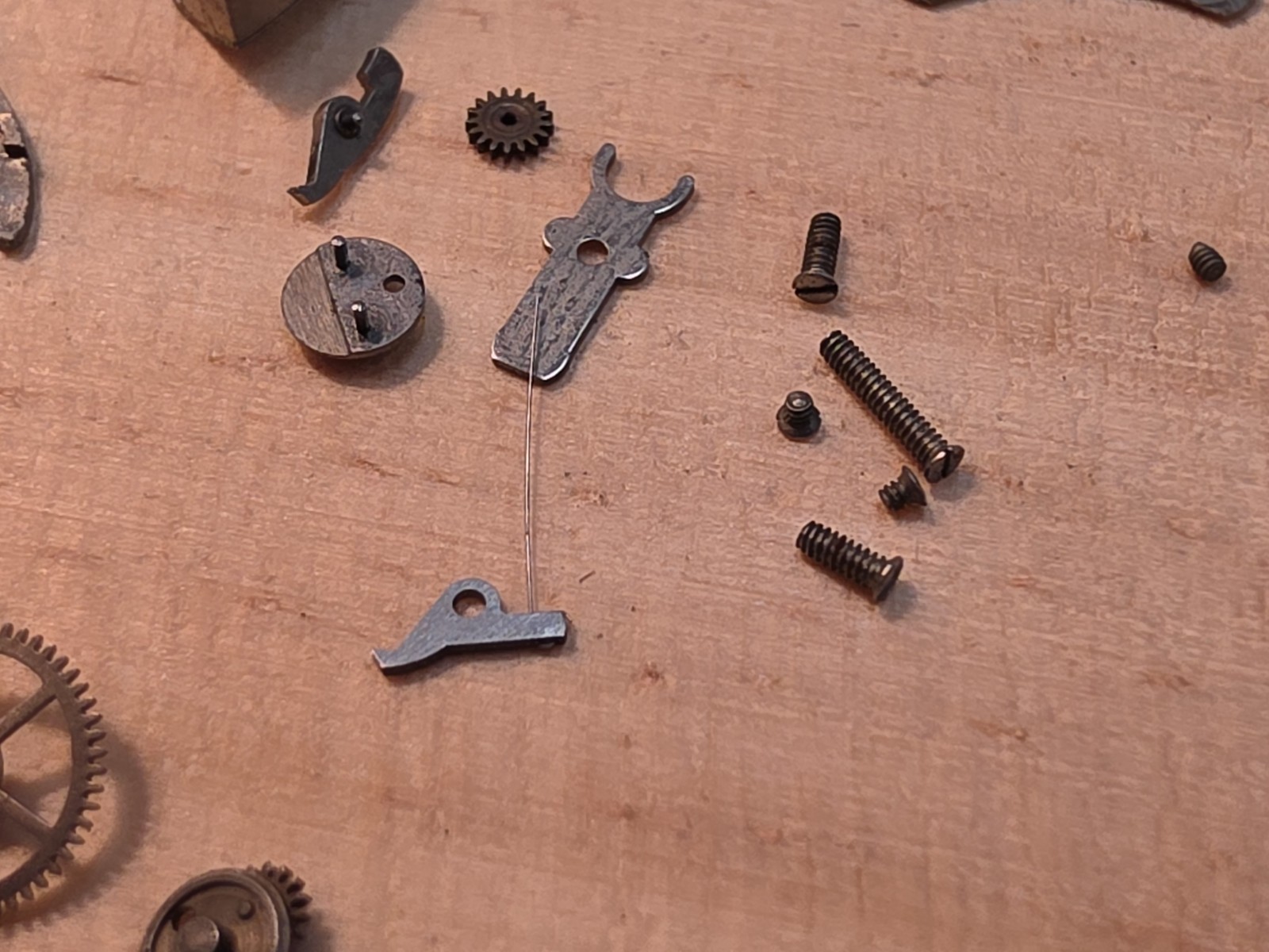 Lot Of Mixed Elgin 644 17j Automatic Parts-Rotor, Bridges, Wheels….