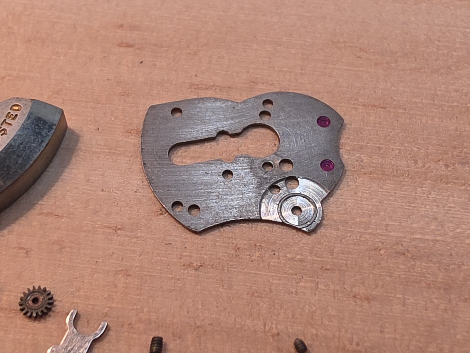 Lot Of Mixed Elgin 644 17j Automatic Parts-Rotor, Bridges, Wheels….