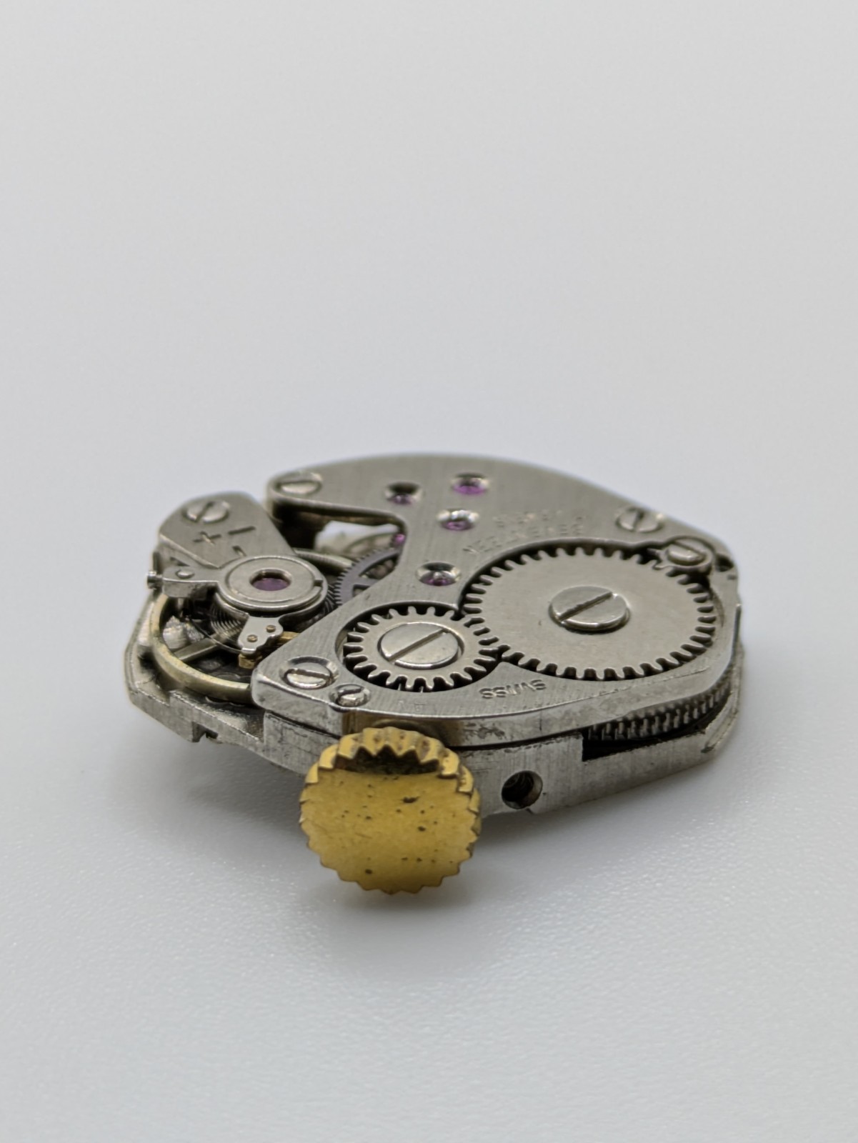 FHF ST 69-2 Manual Wind Watch Movement No Dial 17 Jewels Swiss Made Untested