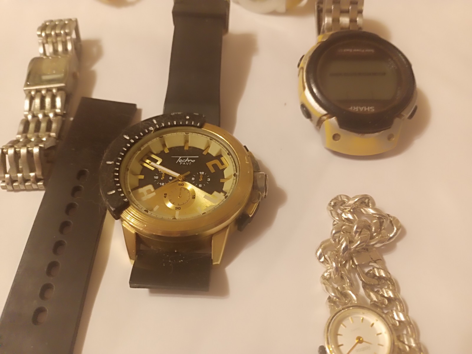 12 Vintage Watch Lot For Parts