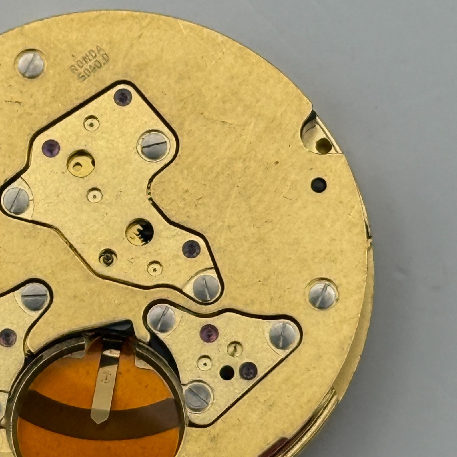 Ronda 5040.D Watch Movement Quartz Swiss R9 13 Jewels Vintage Parts 28.5mm
