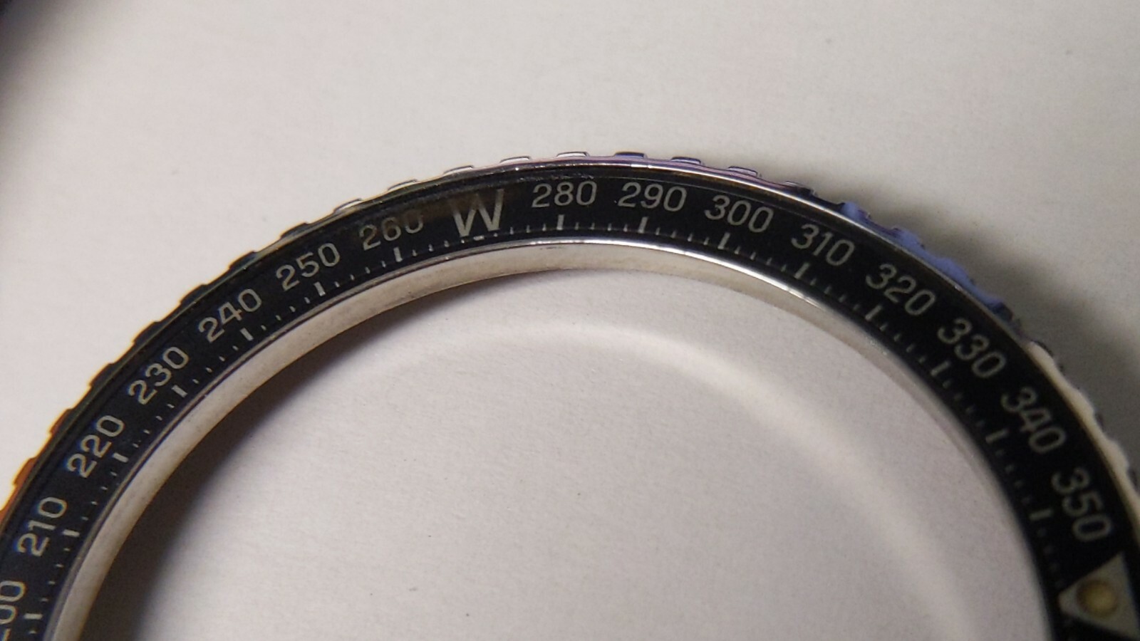 Vintage Breitling Pluton 3100 Bezel. 31mm inner diameter, 40mm outer diameter. s