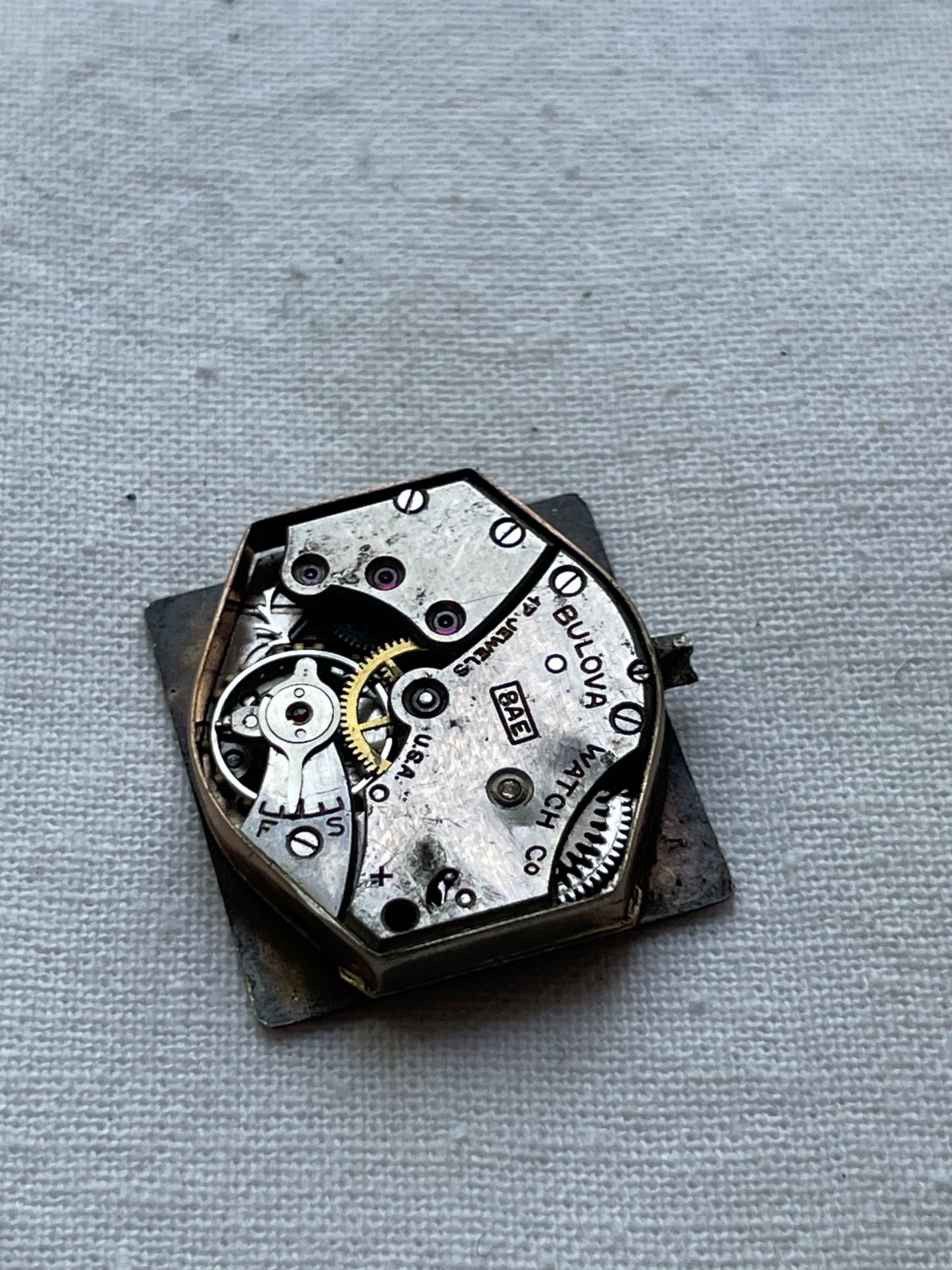 Bulova 8AE – movement for mens watch AS IS, lot 2306