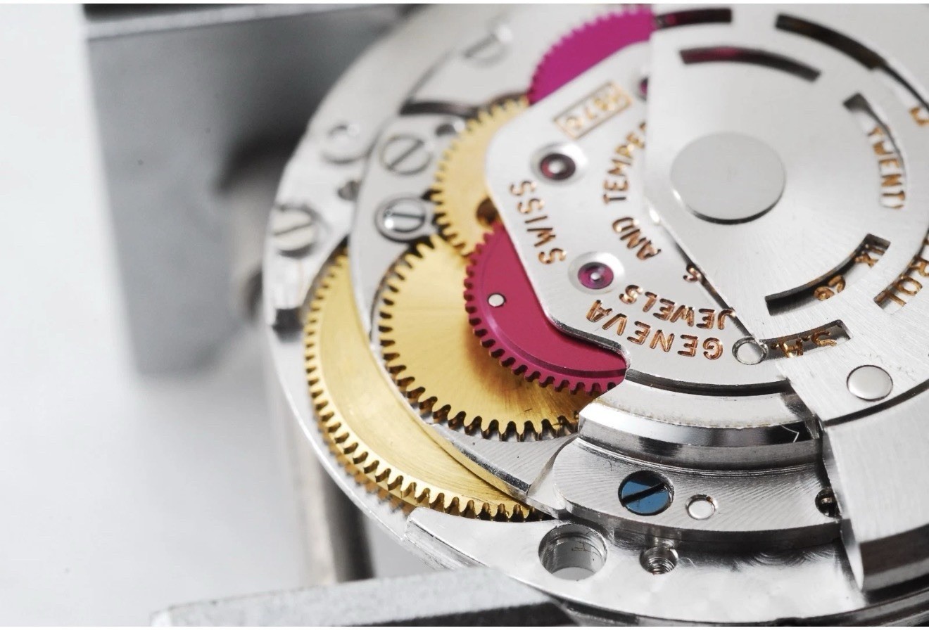 ROLEX 1570 MOVEMENT SERVICED. SEE PICTURES. For 1680,5512,5513,1016