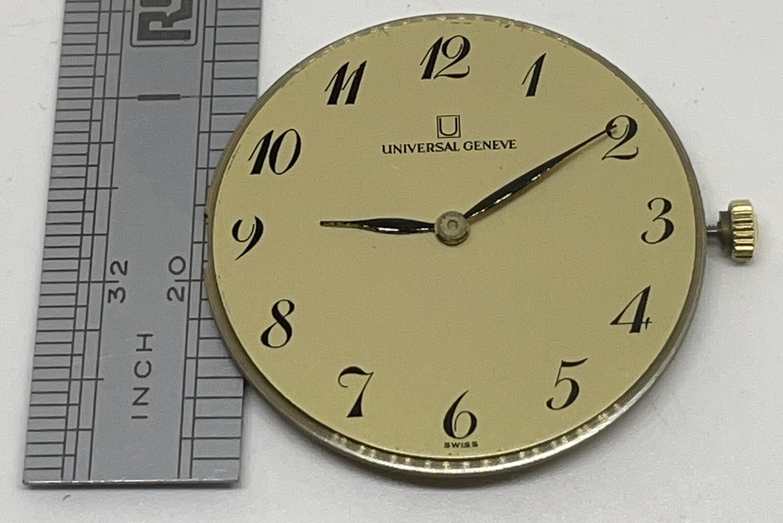 UNIVERSAL GENEVE MOVEMENT 17 Jewels Swiss Runs